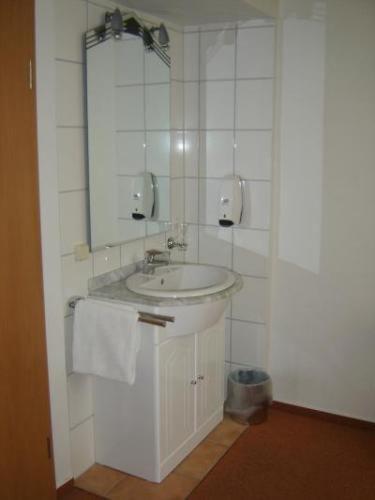 City Hotel BRE Rum bild