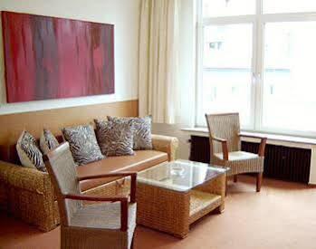 City Hotel BRE Exteriör bild